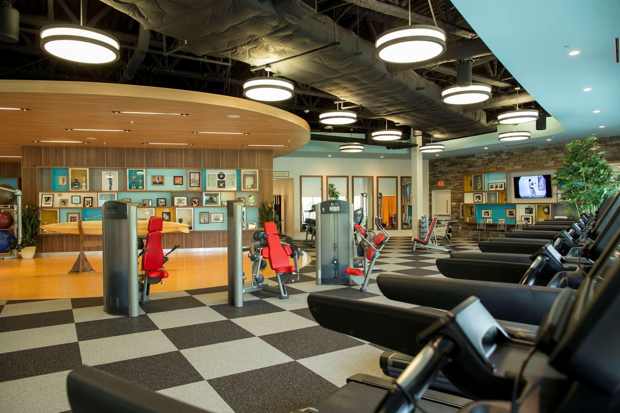 Universal Cabana Bay Beach Resort, Sports and Entertainment