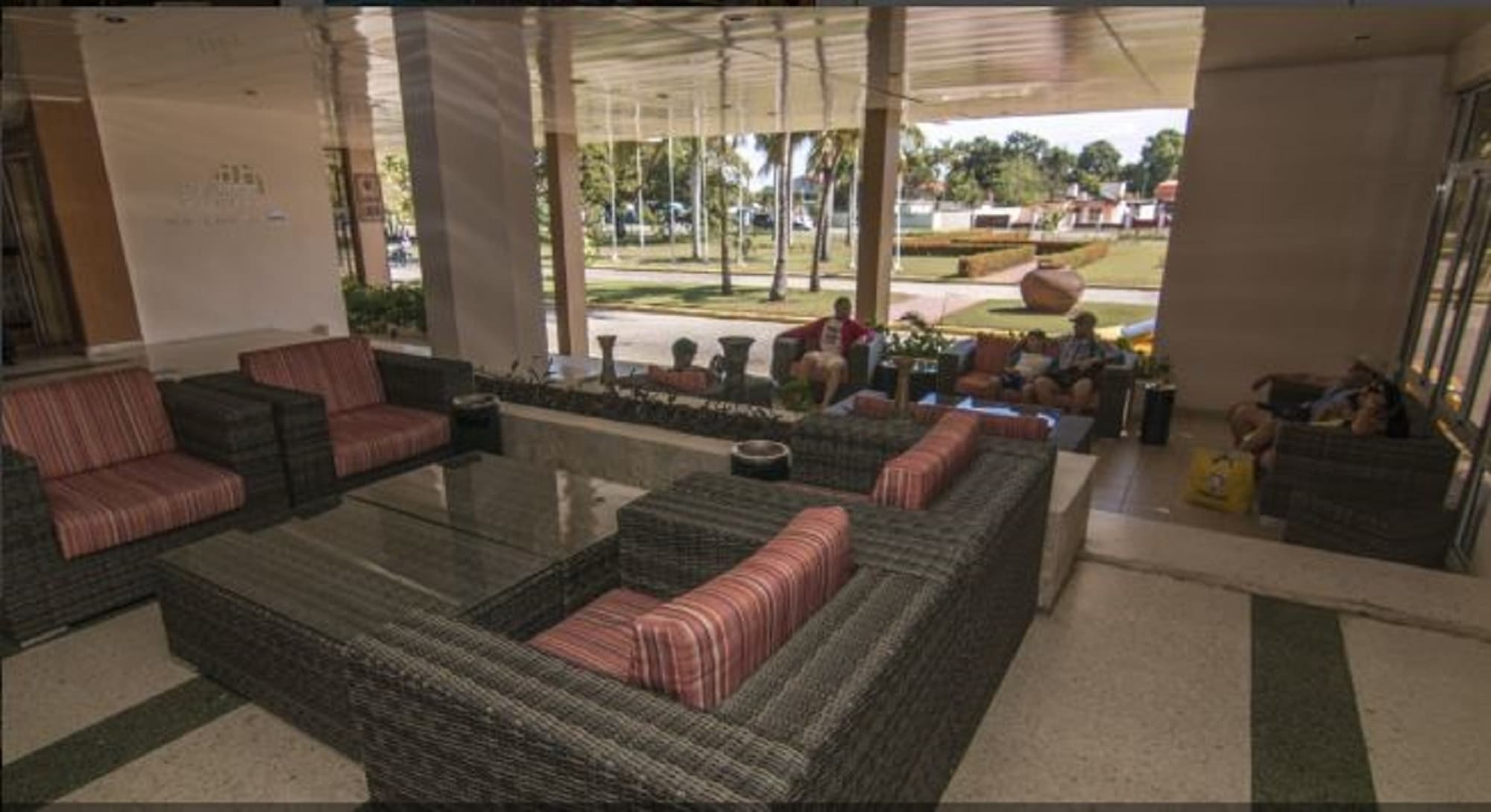 Camagüey, Lobby