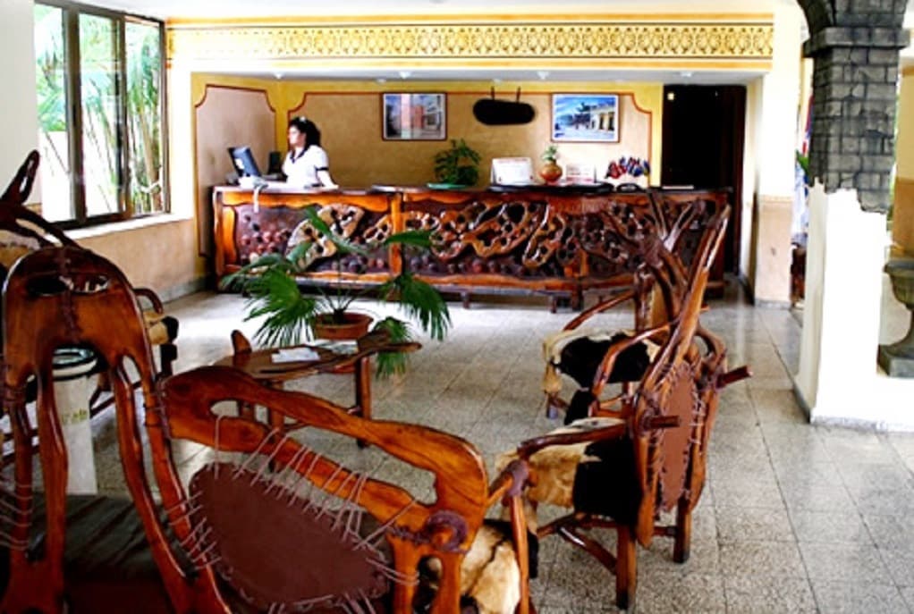 Villa El Bosque, Lobby