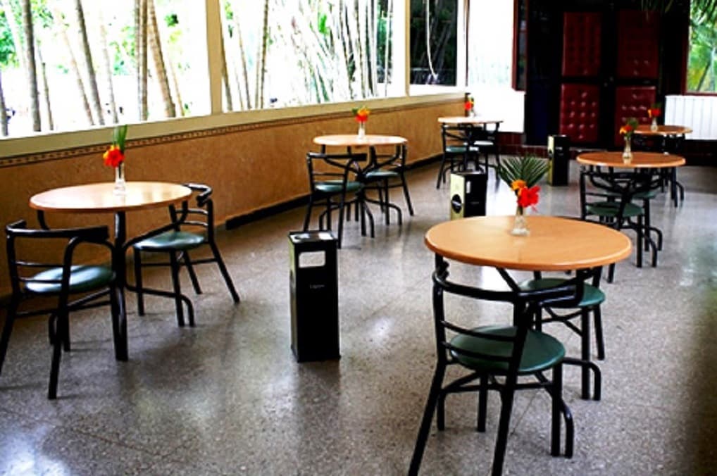 Villa El Bosque, Restaurant