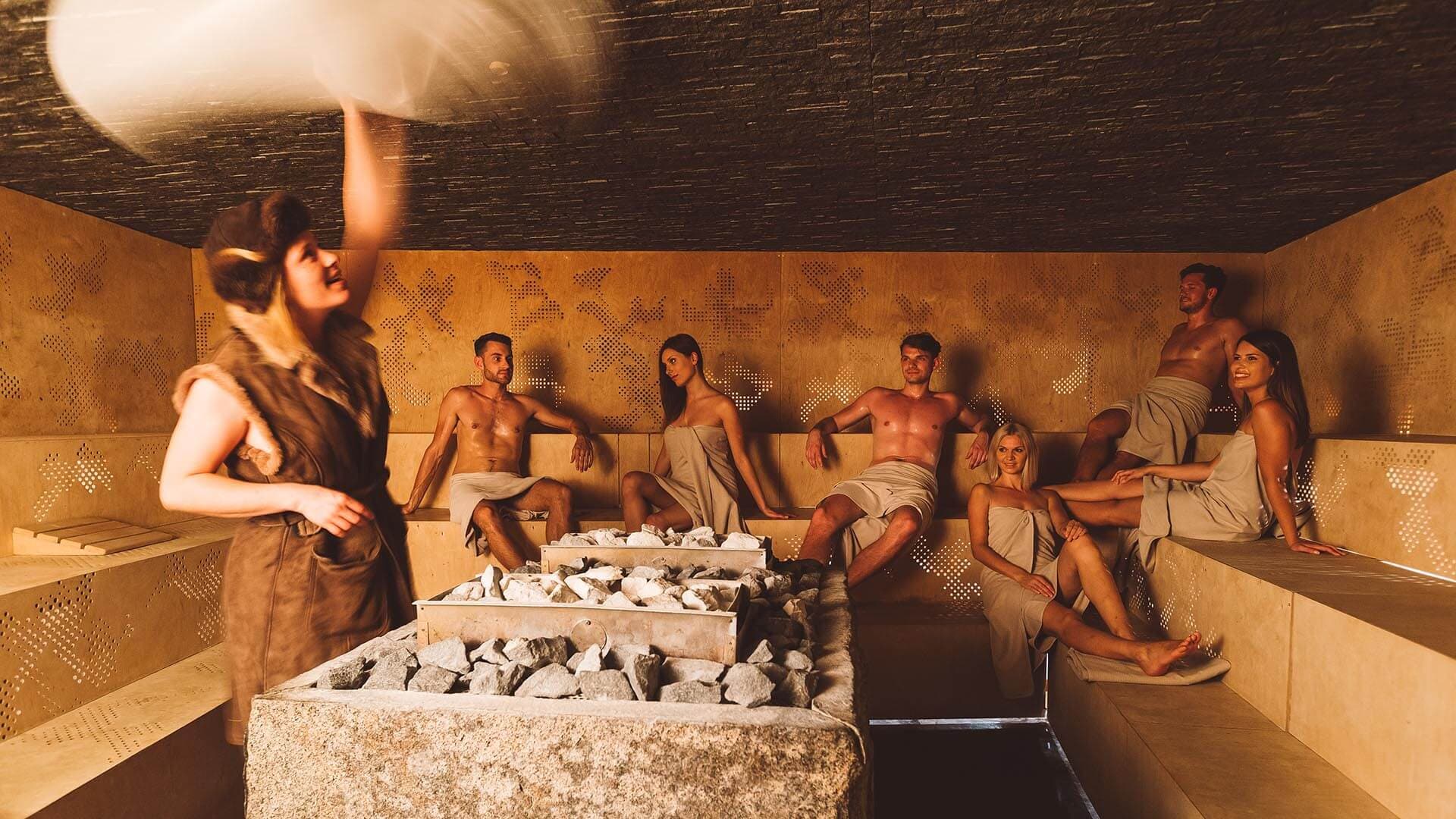 Wellness hotel Sotelia, Pool