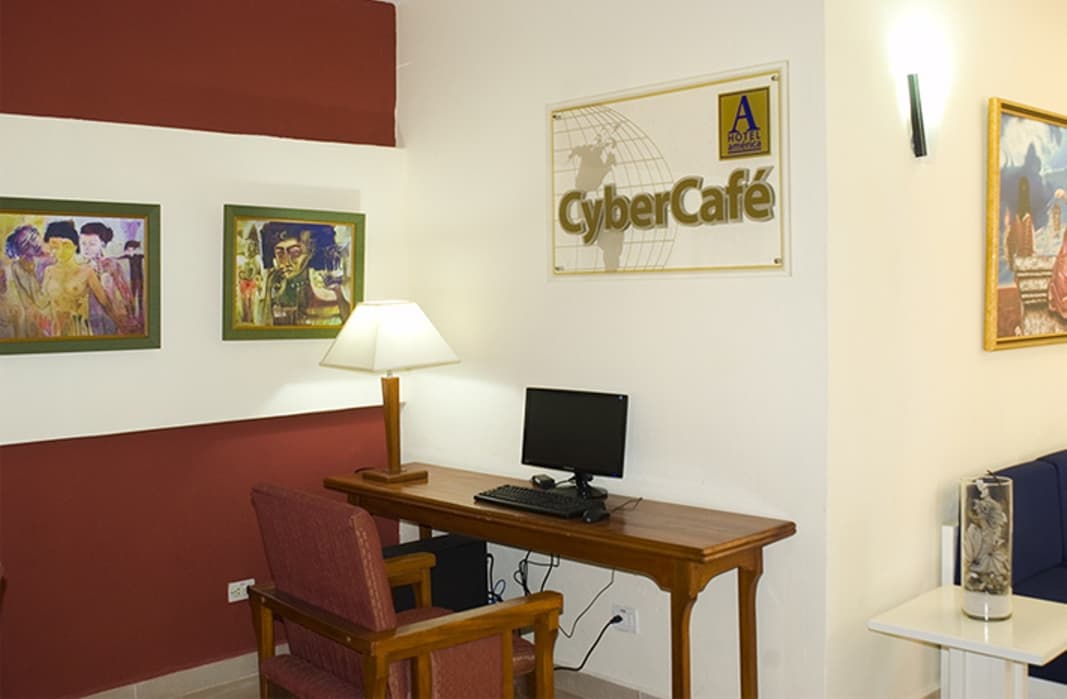 Cubanacan America Hotel, Lobby