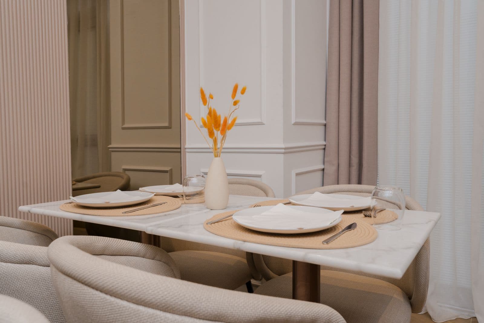 Garbo Hotel, General view