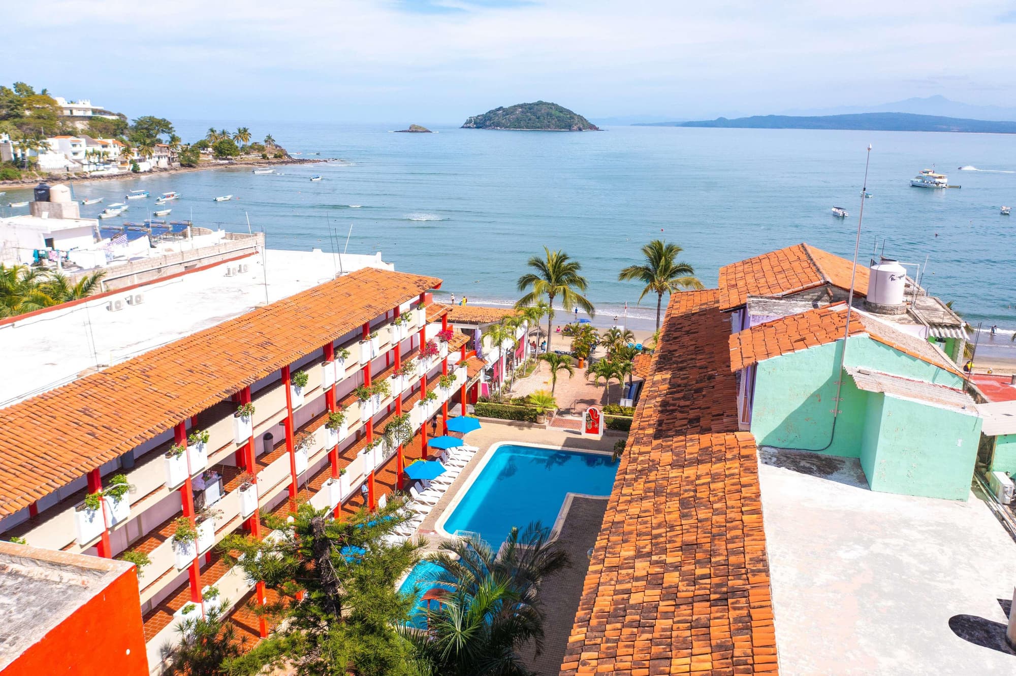 Decameron Los Cocos Guayabitos Ramada All Inclus, General view