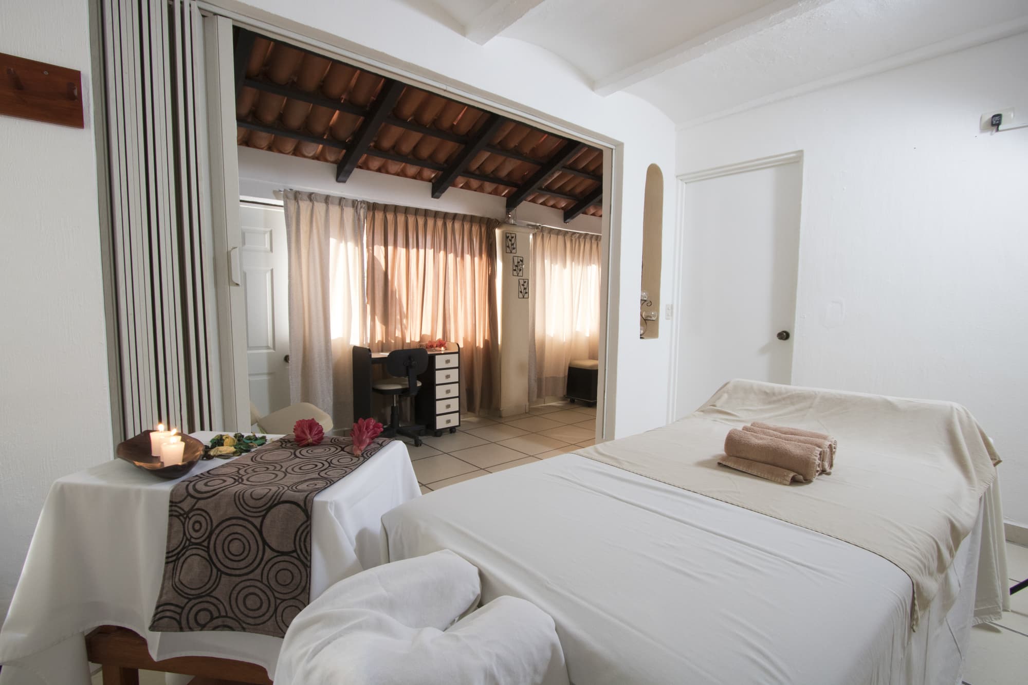 Decameron Los Cocos Guayabitos Ramada All Inclus, Sports and Entertainment