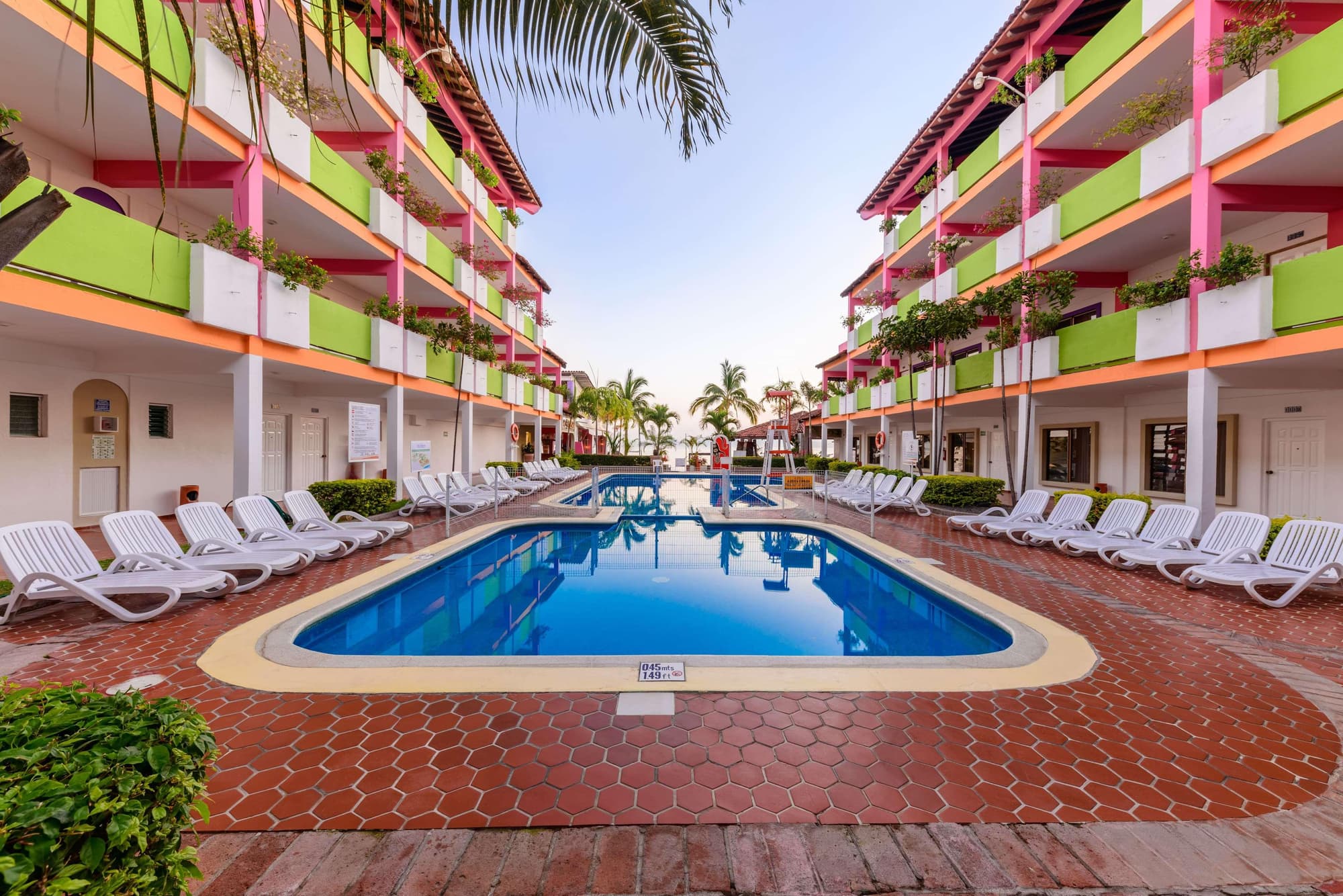 Decameron Los Cocos Guayabitos Ramada All Inclus, Pool