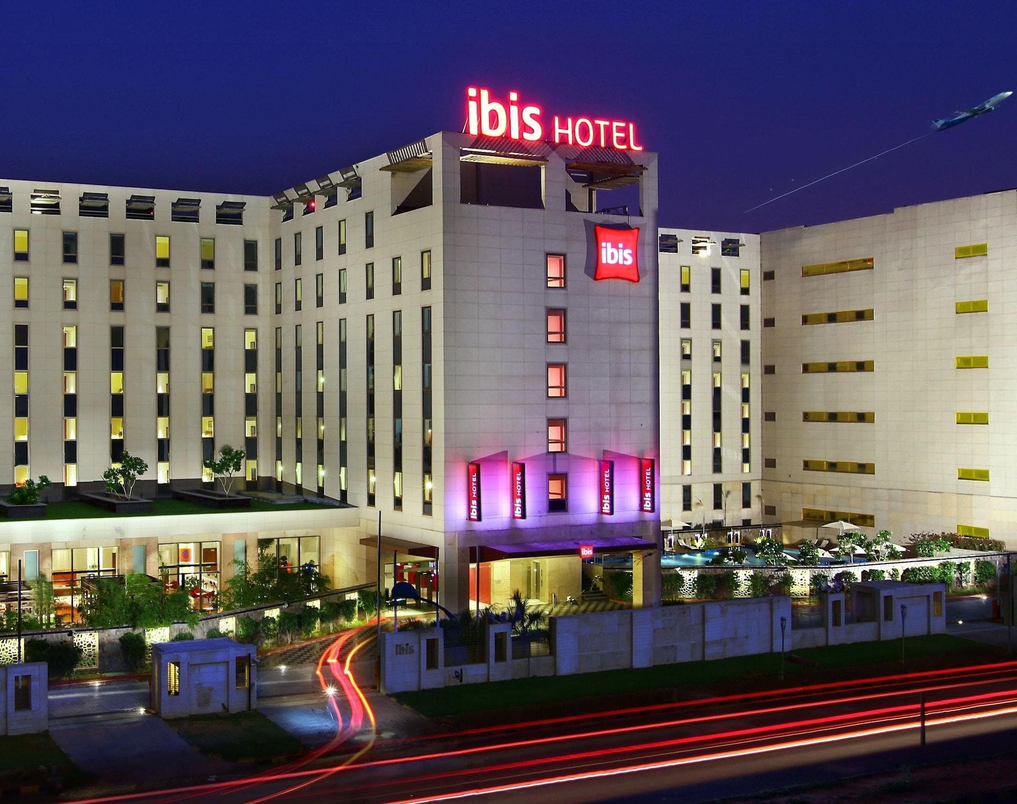 ibis New Delhi Aerocity, General view