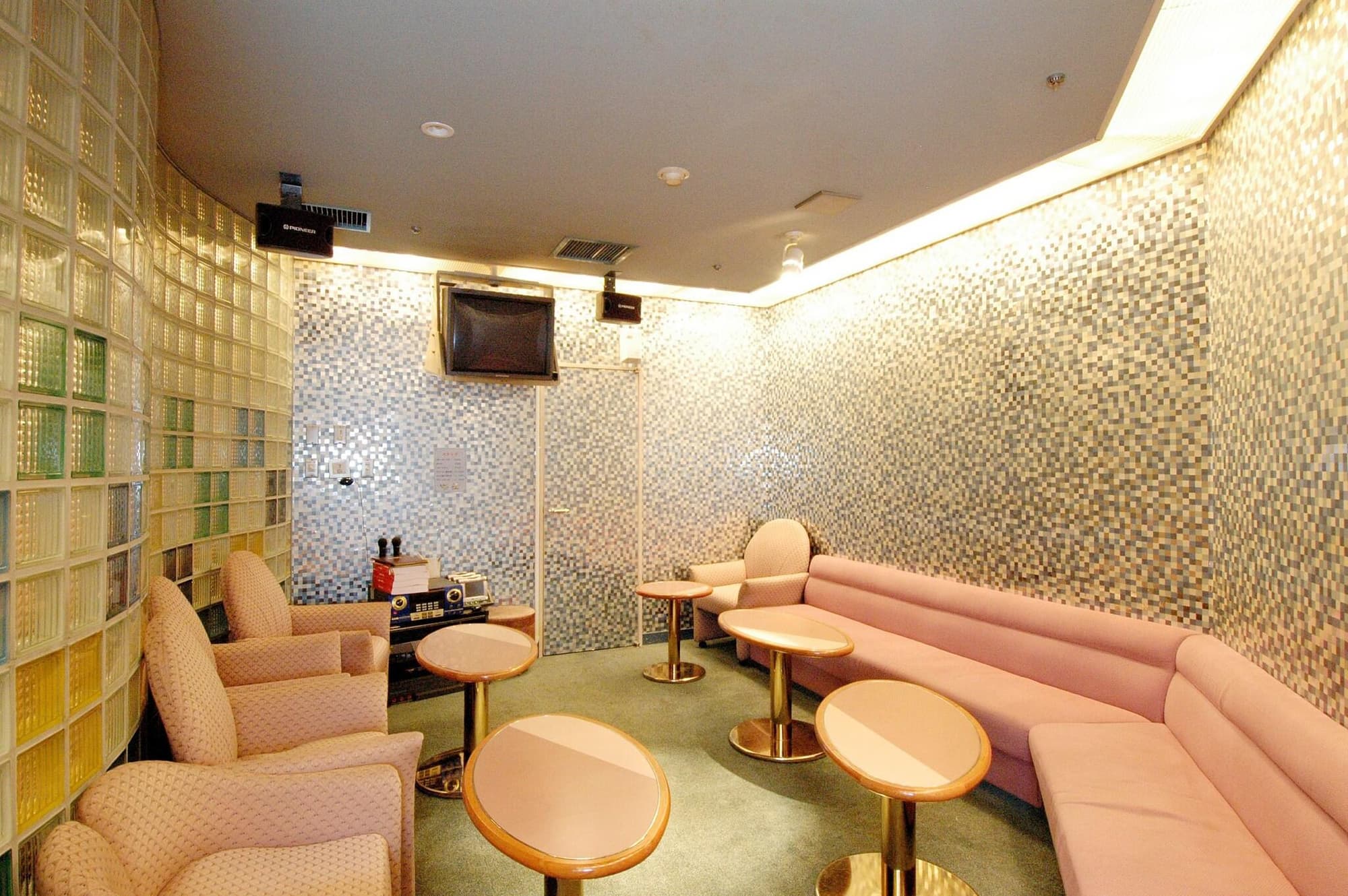 Suimeikan, Sports and Entertainment