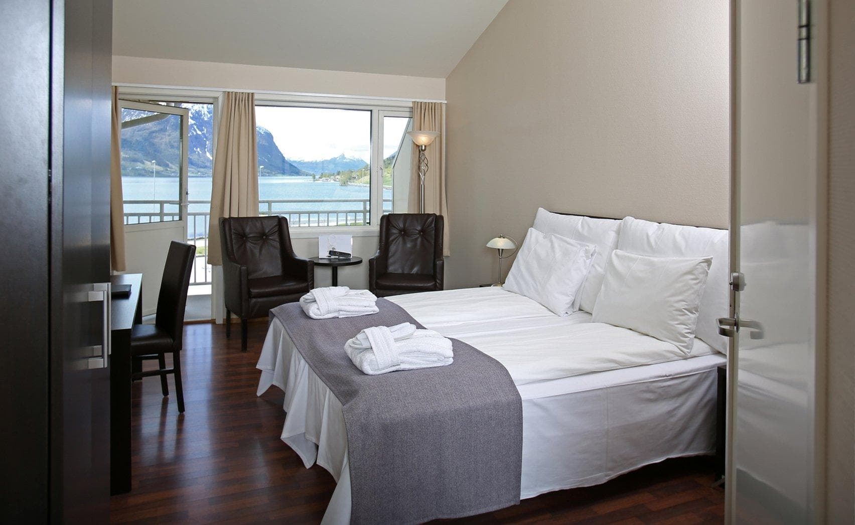 Thon Partner Hotel Jolster, General view