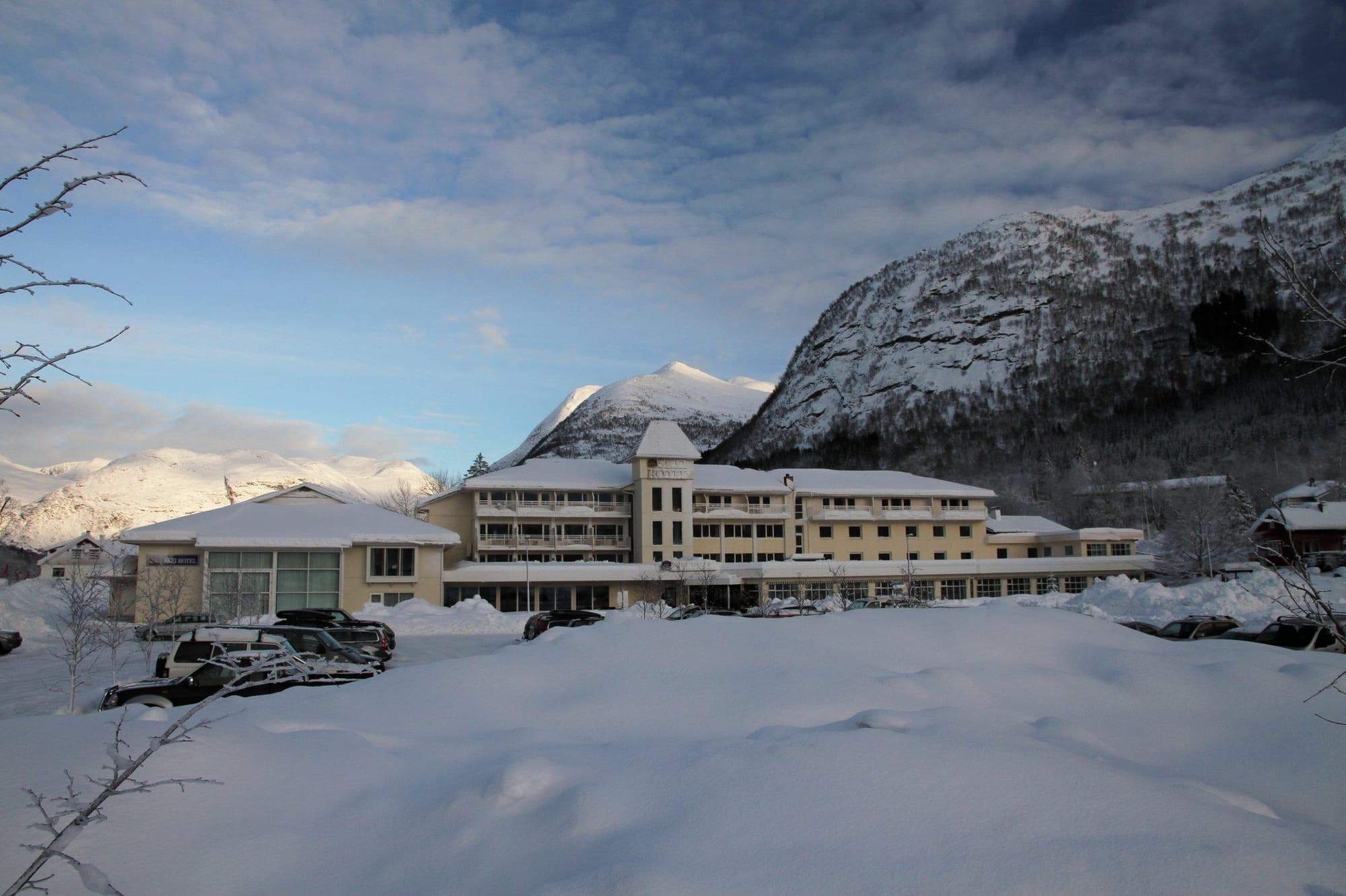 Thon Partner Hotel Jolster, General view