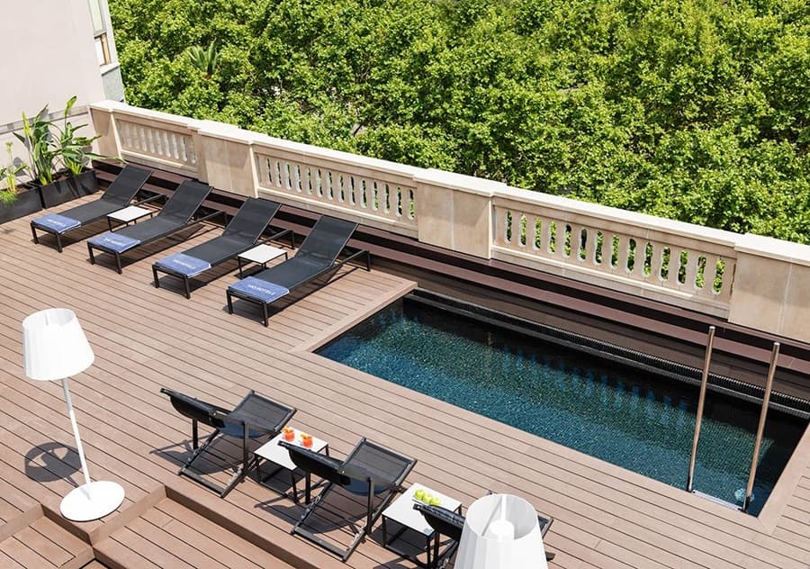 H10 Urquinaona Plaza, General view