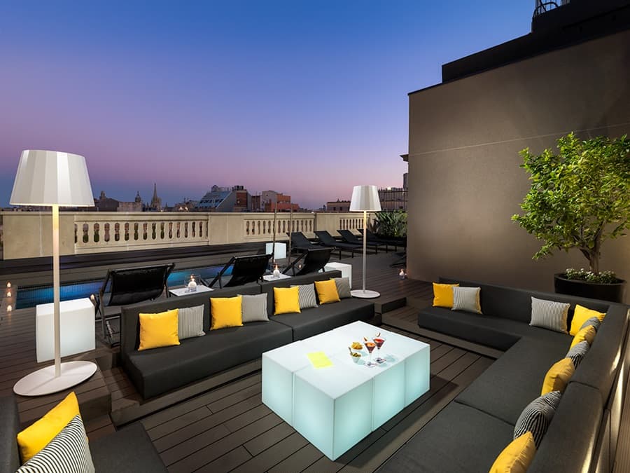 H10 Urquinaona Plaza, General view