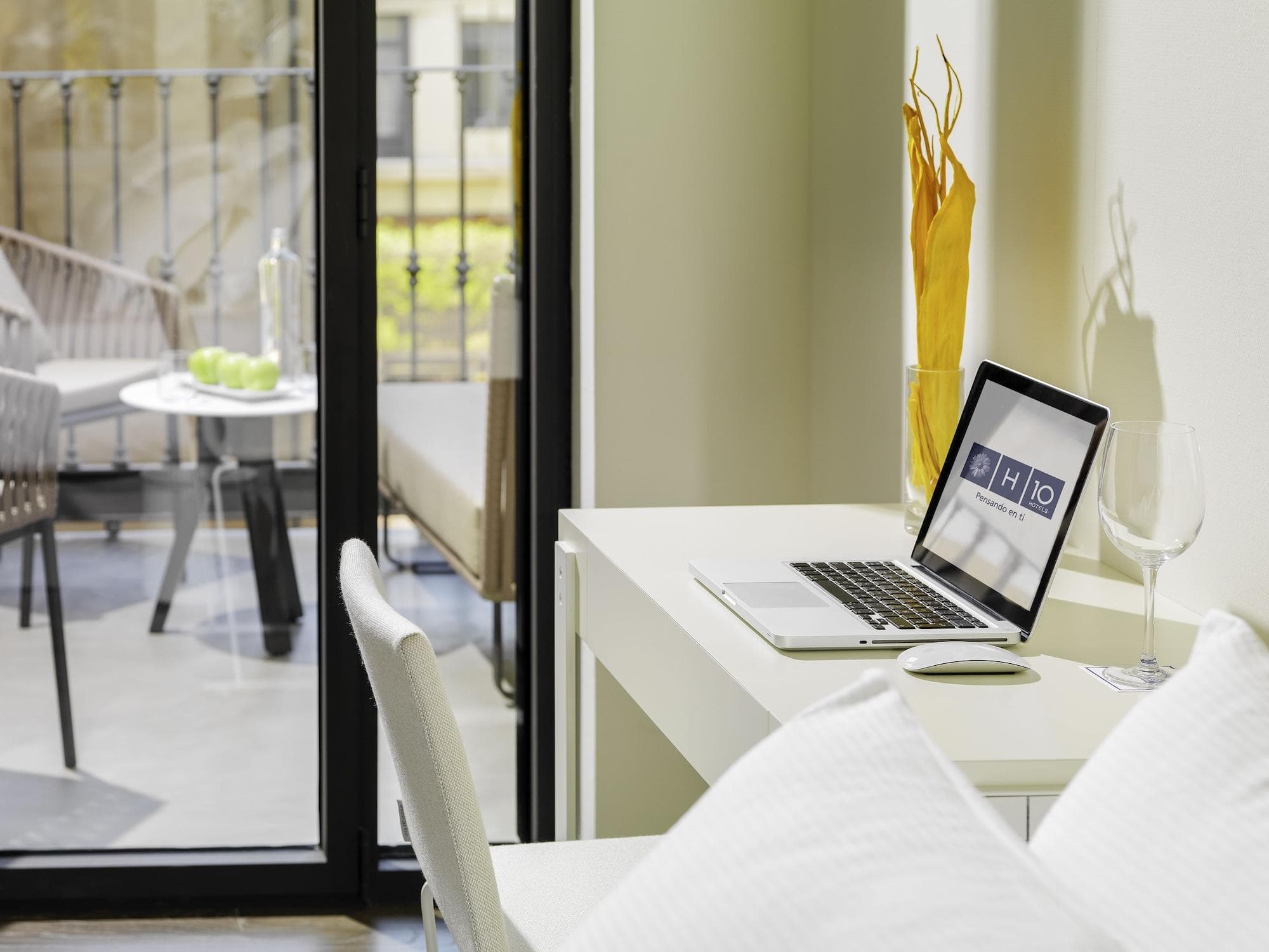 H10 Urquinaona Plaza, Room