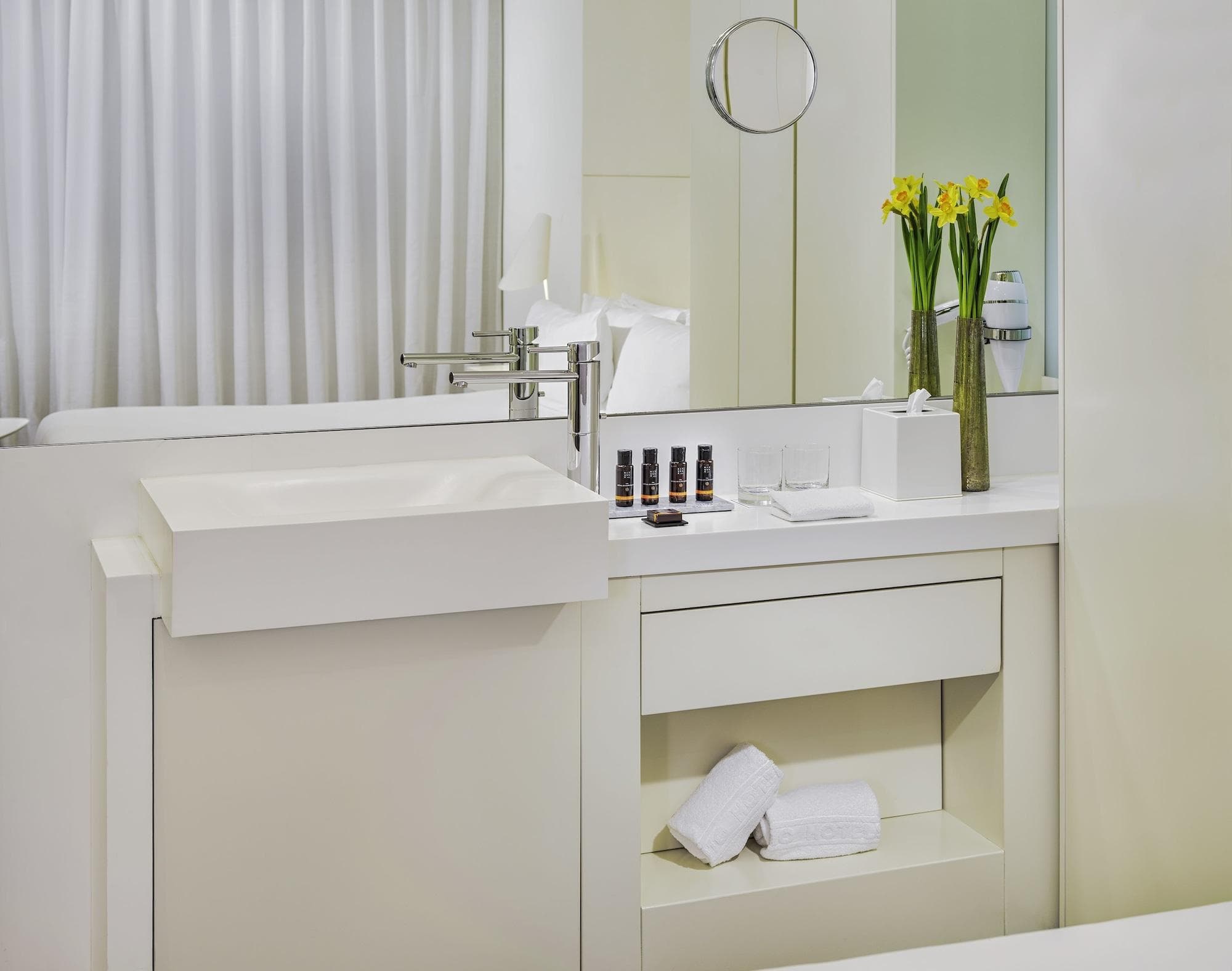 H10 Urquinaona Plaza, Room