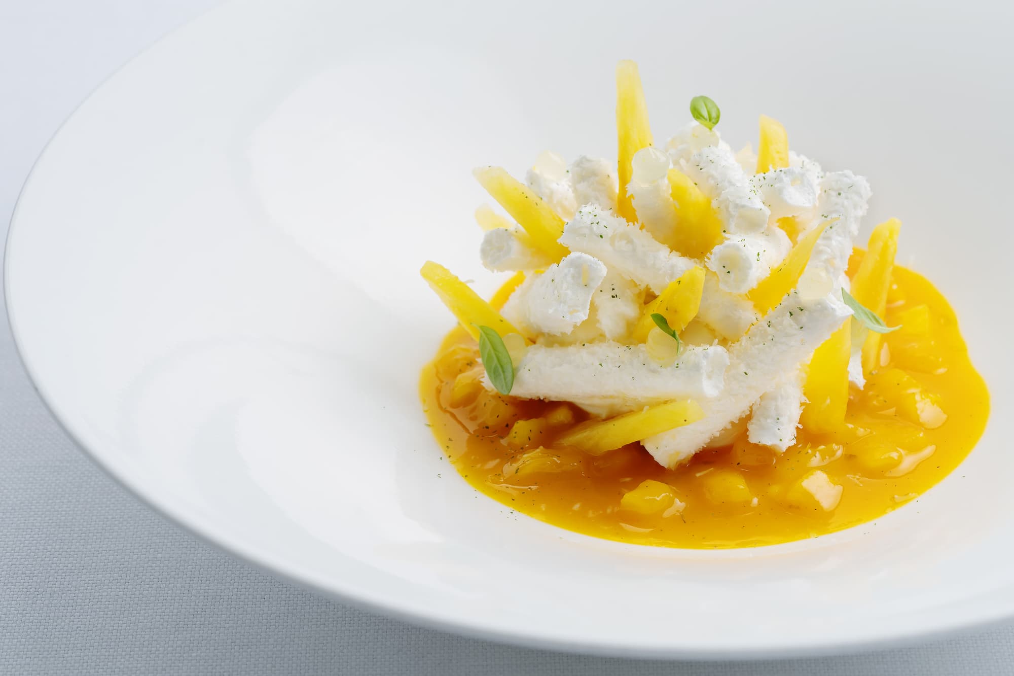 Mary Hotel, Restaurant