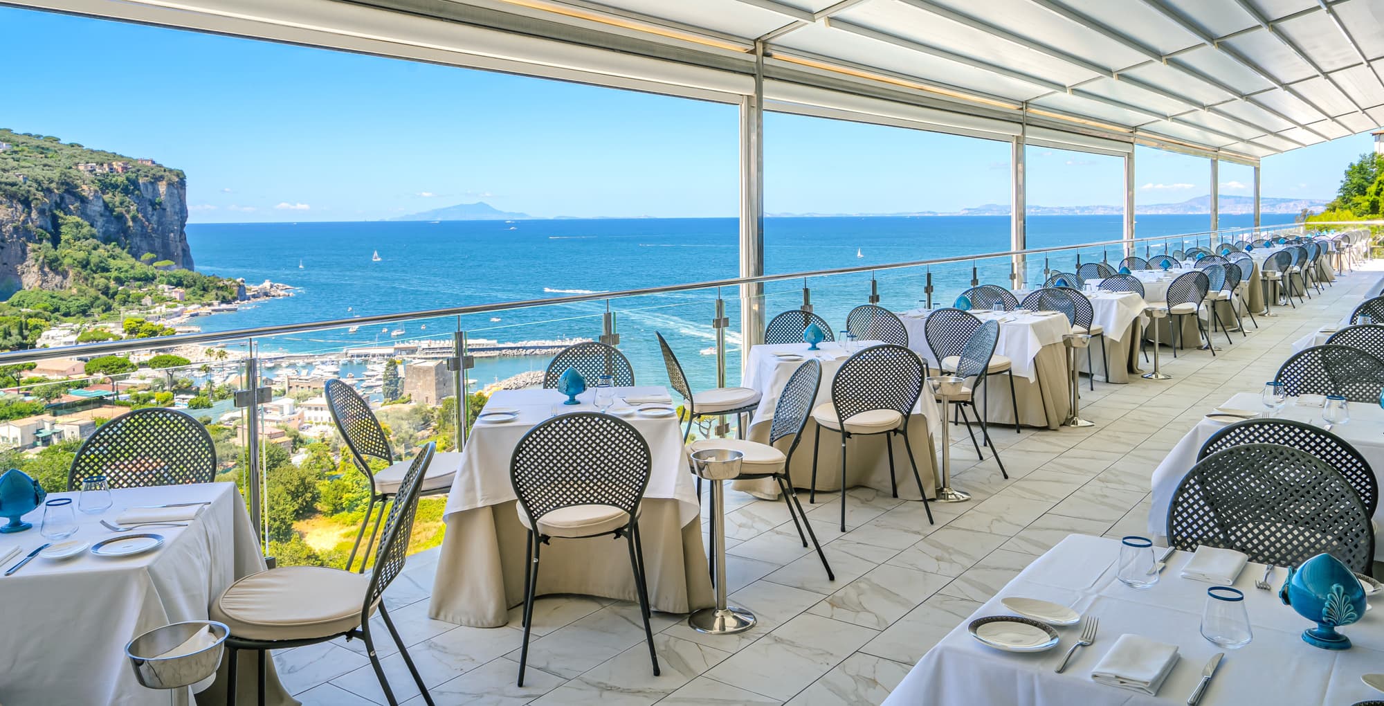 Mary Hotel, Restaurant