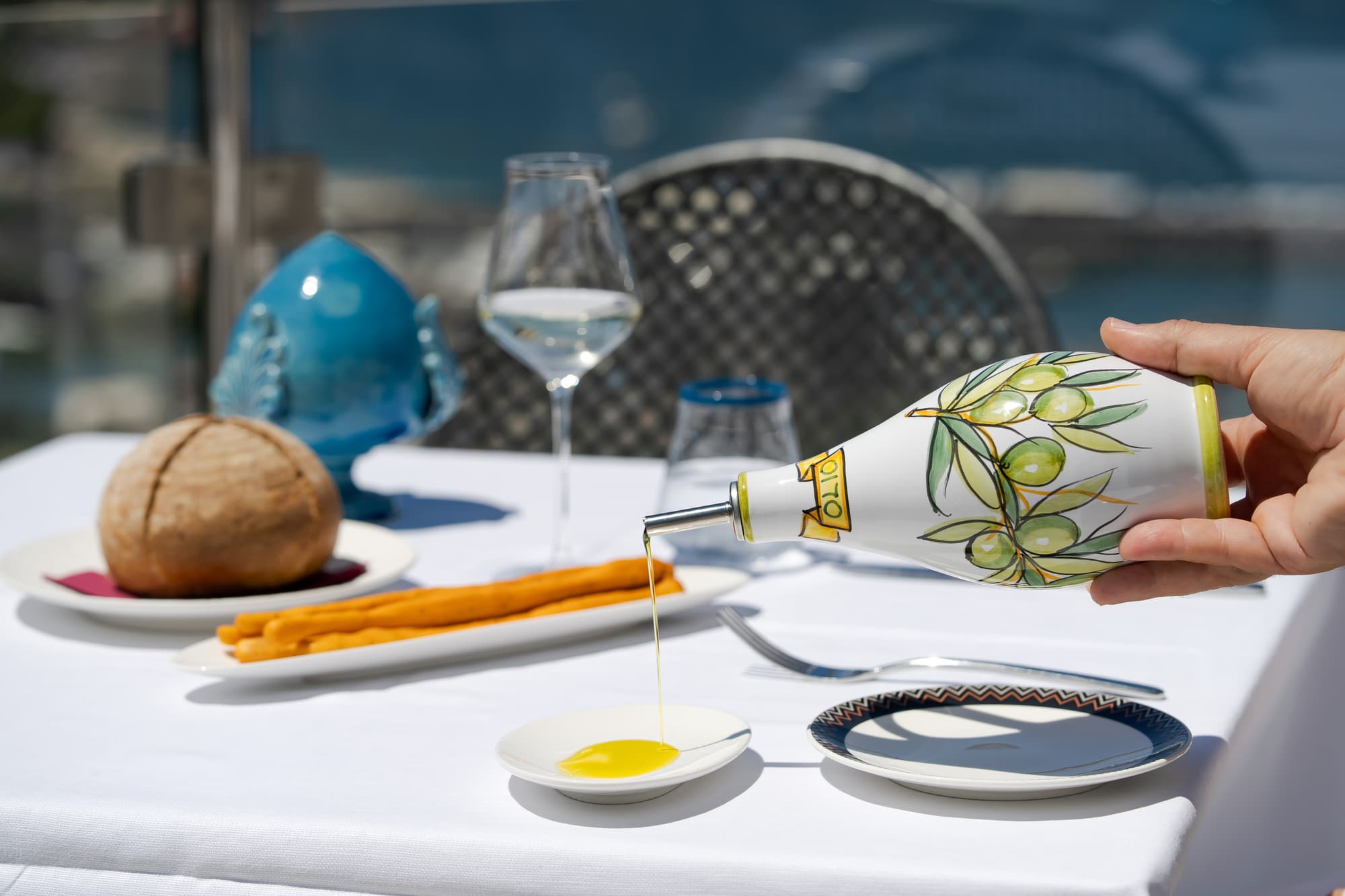 Mary Hotel, Restaurant