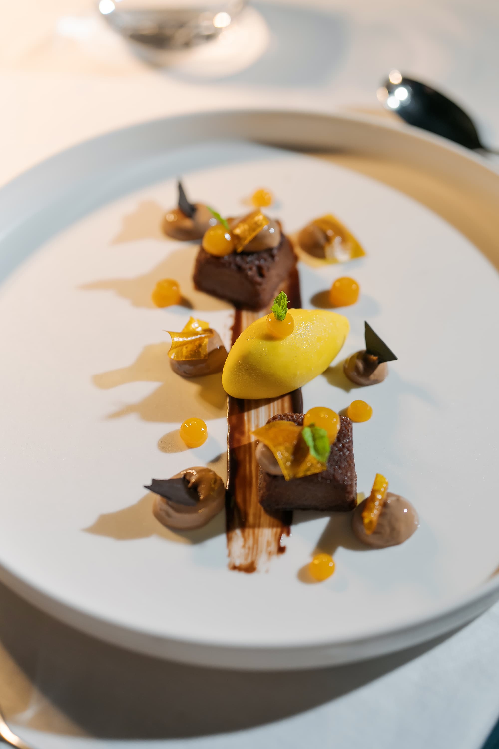 Mary Hotel, Restaurant