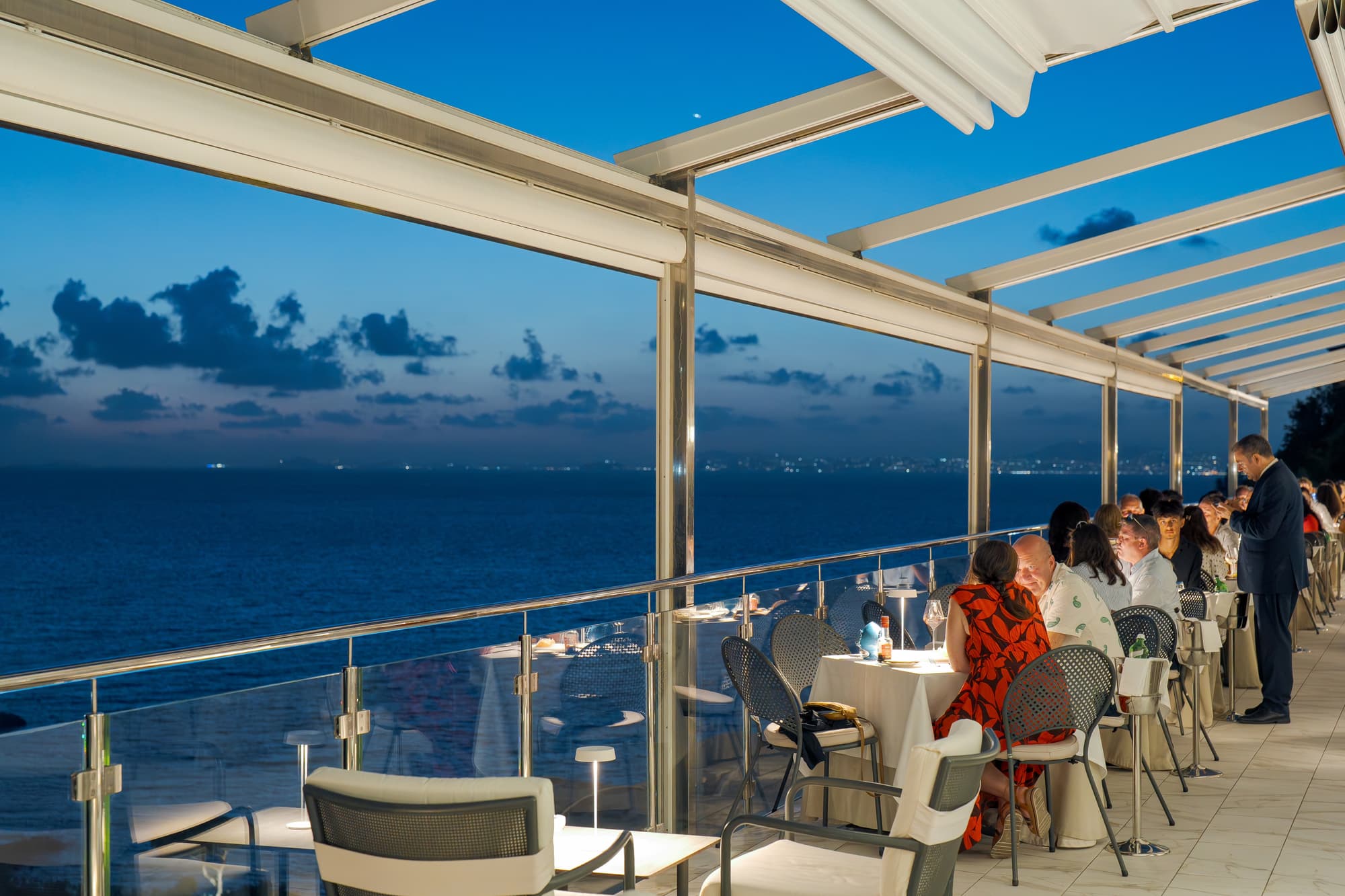 Mary Hotel, Restaurant