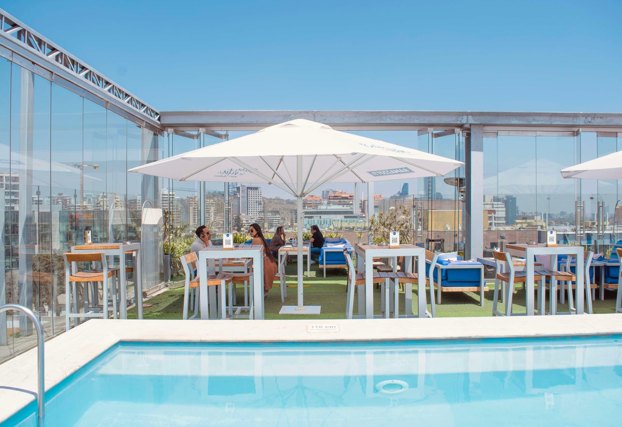 NOI Vitacura, Restaurant