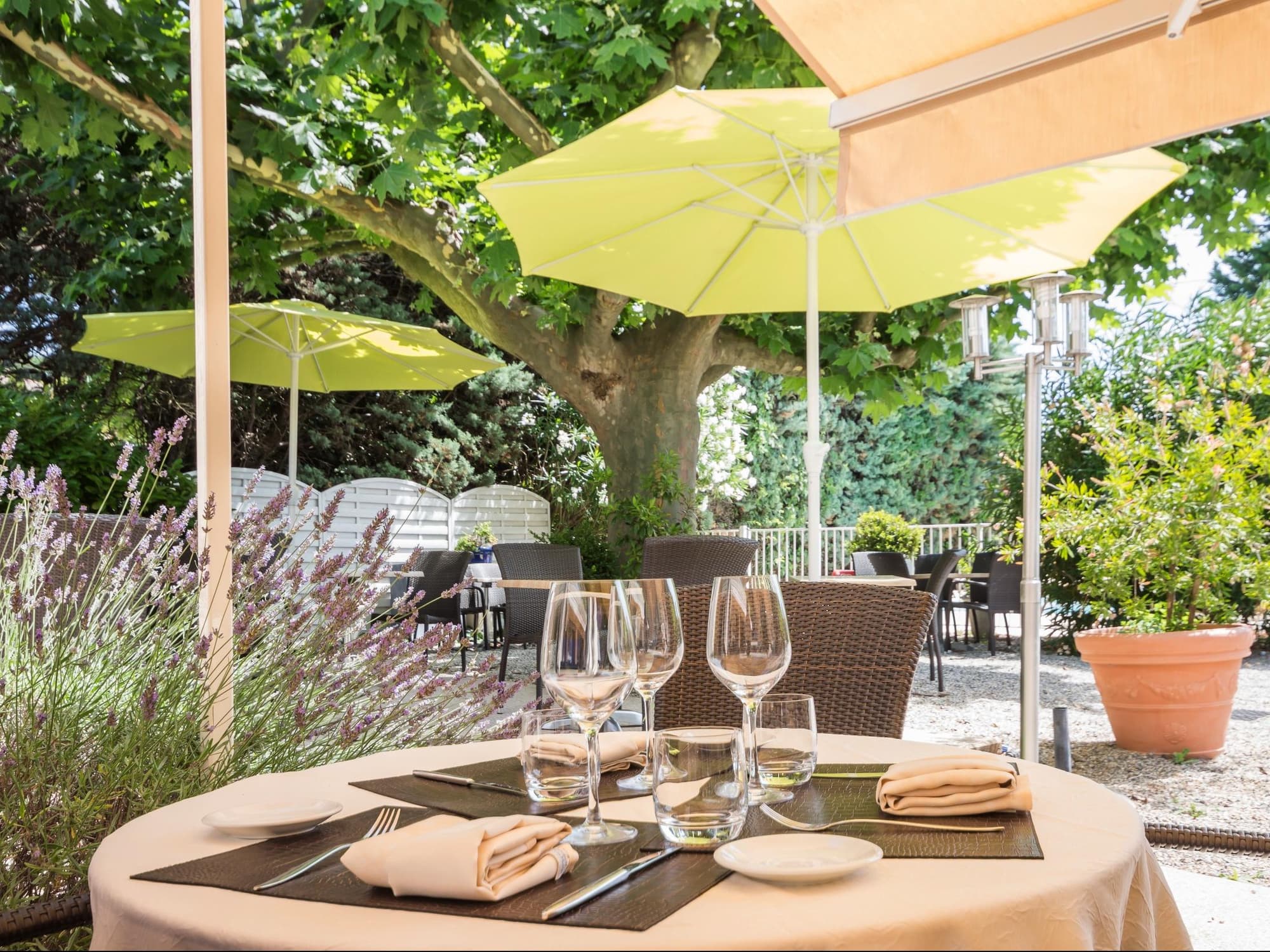 Hotel Restaurant Le Printemps, General view