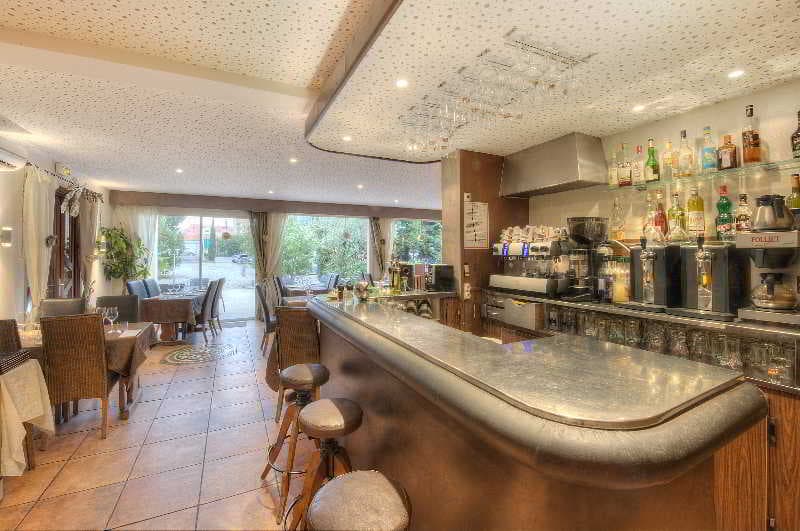 Hotel Restaurant Le Printemps, Bar