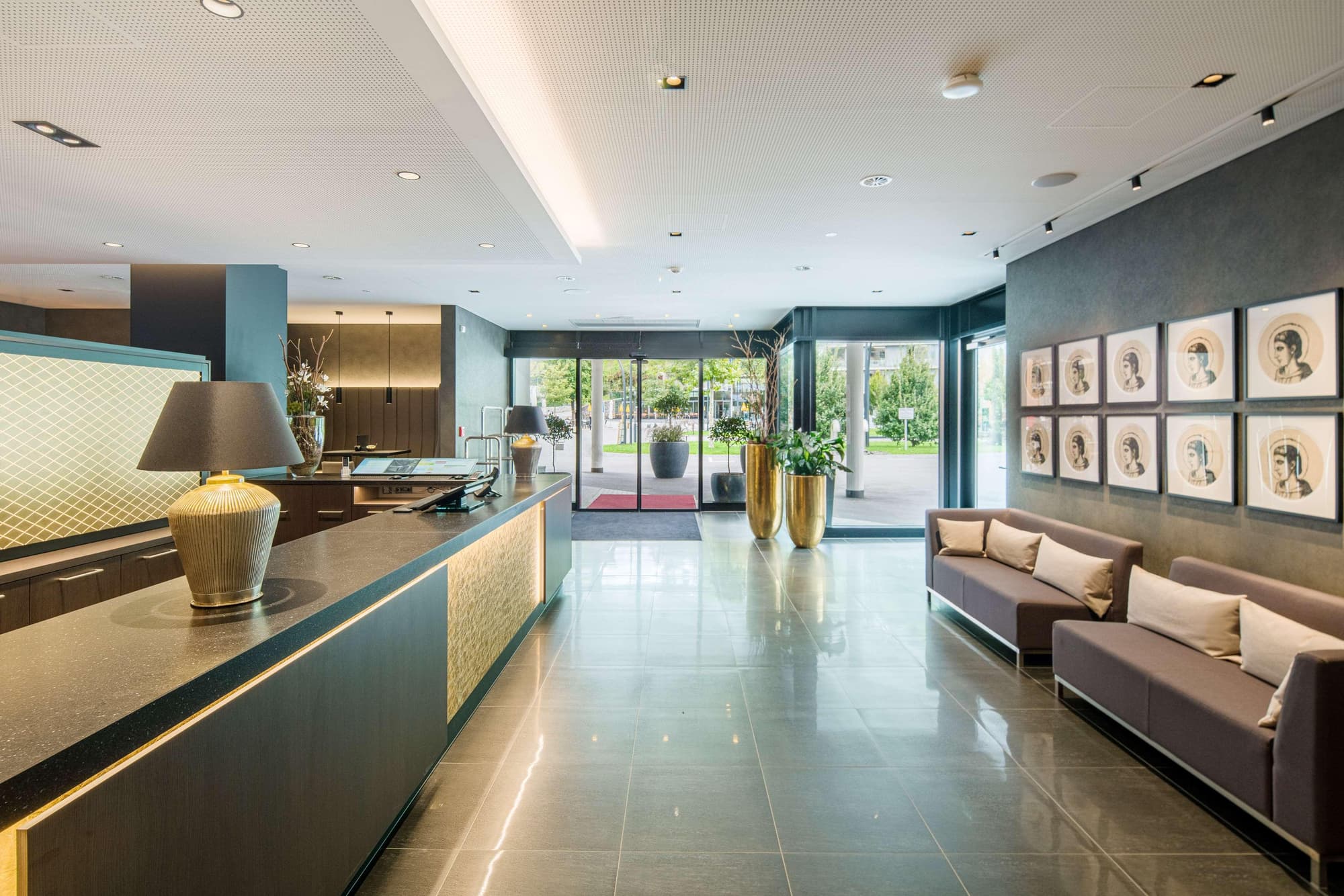 Best Western Premier Central Hotel Leonhard, Lobby