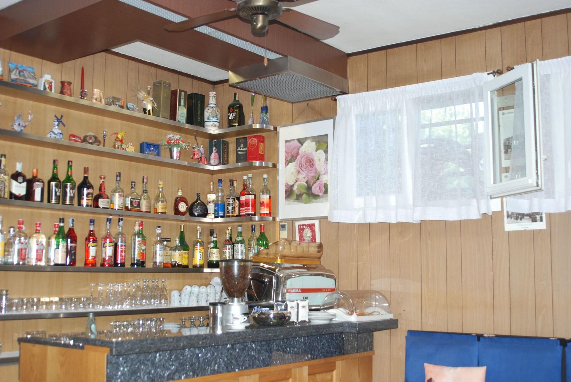 Hotel Tuscolano, Bar