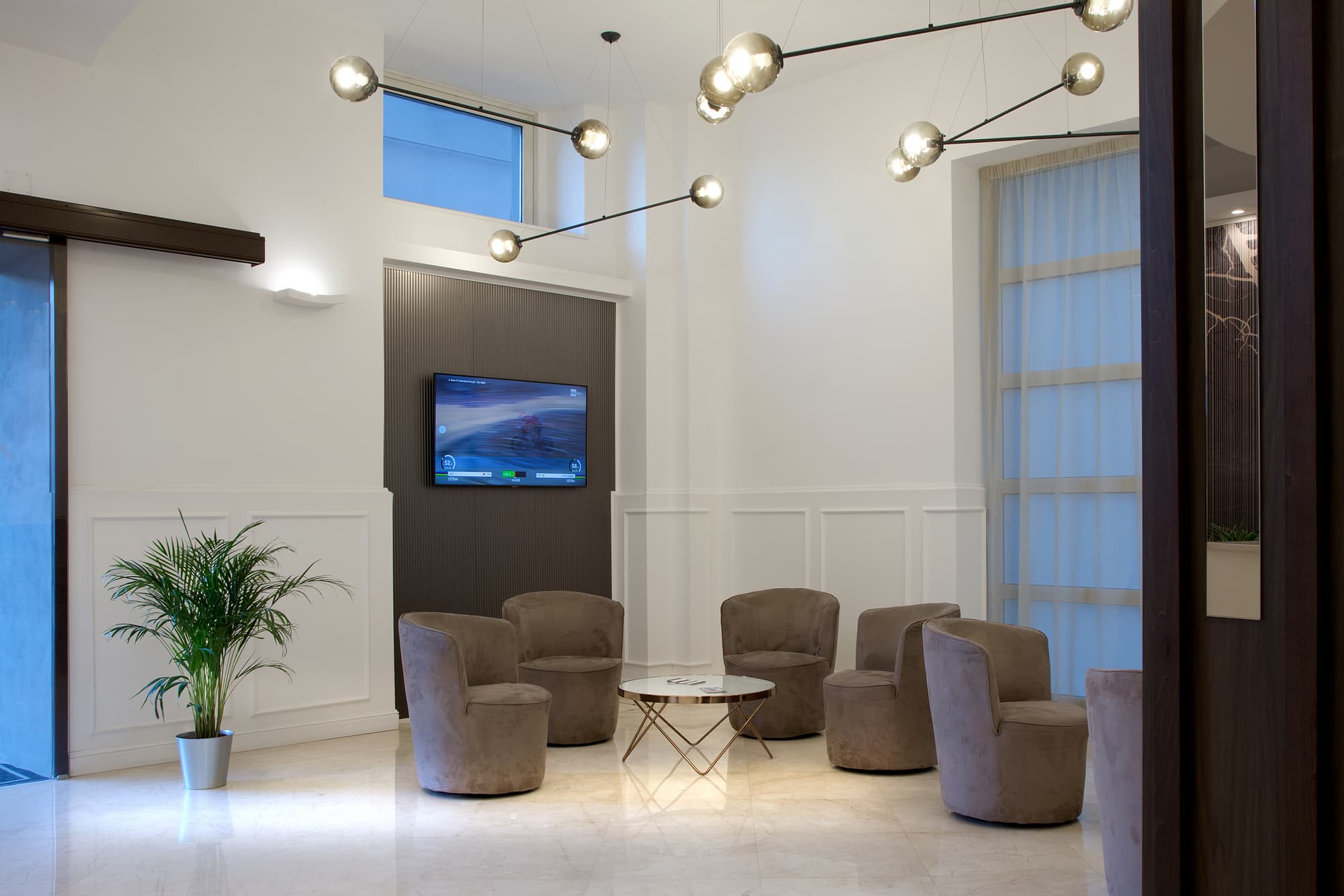 Hotel Diamond, Lobby