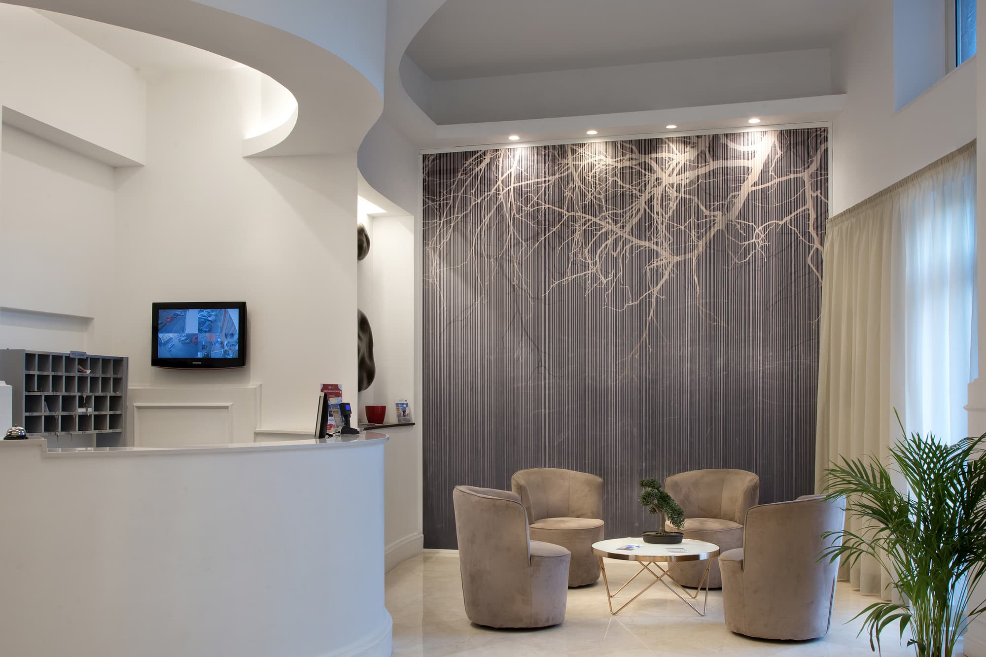 Hotel Diamond, Lobby