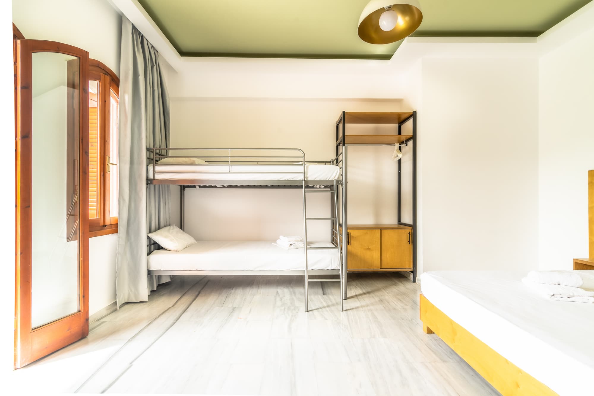 Prince Of Lillies, Room