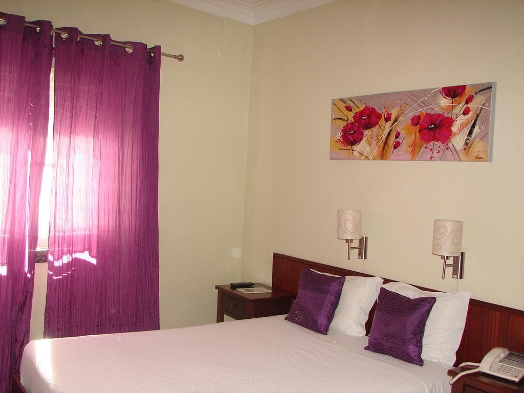 Santa Barbara B&B, General view