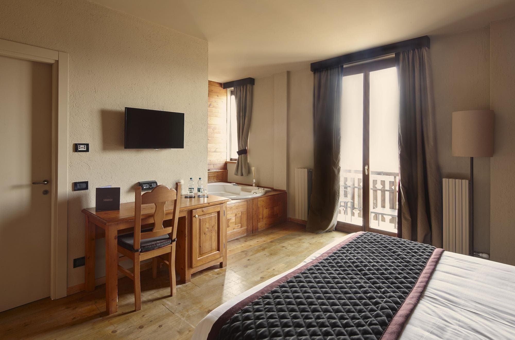 Grand Hotel Besson, Room