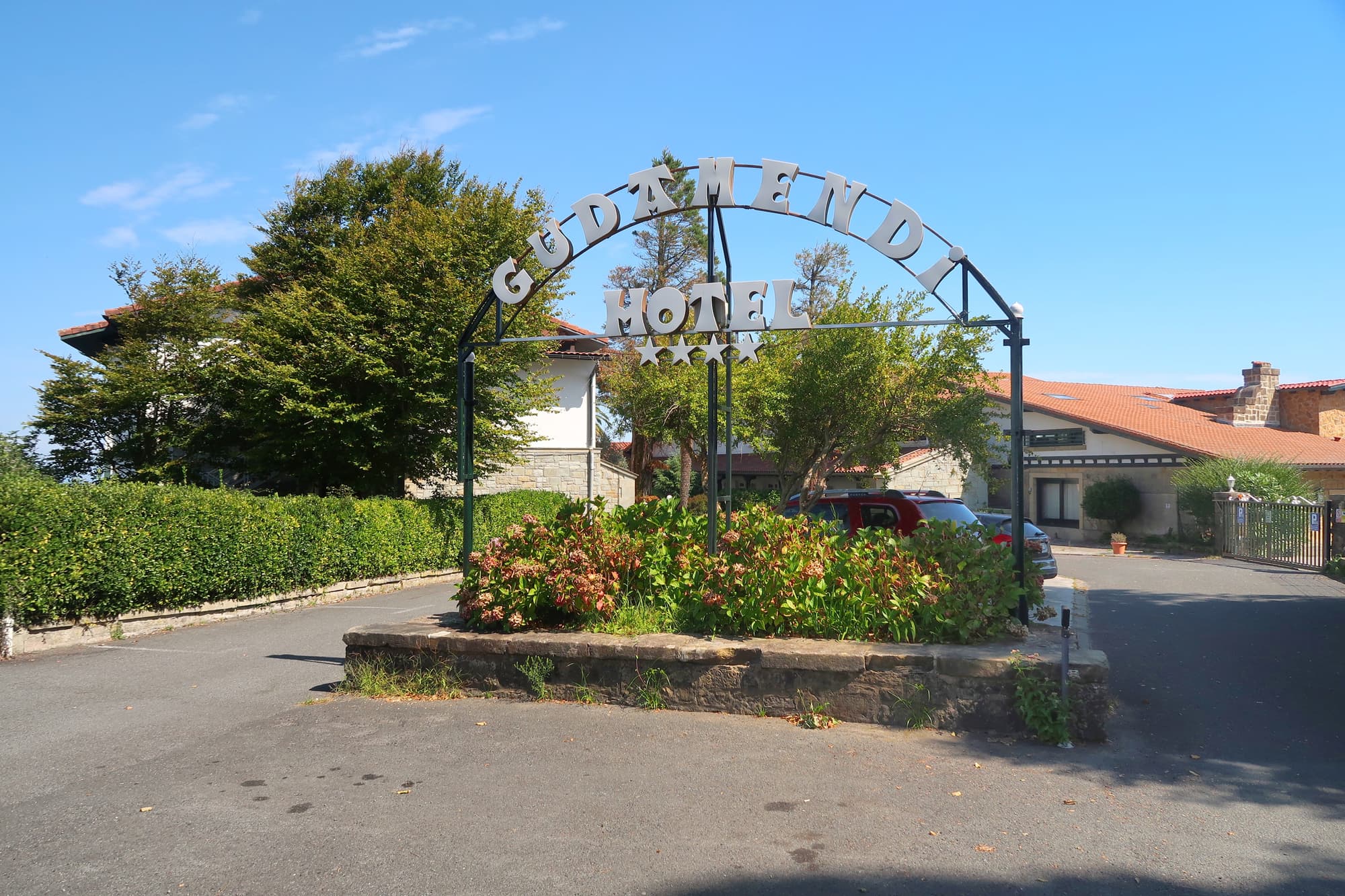 Gudamendi, General view