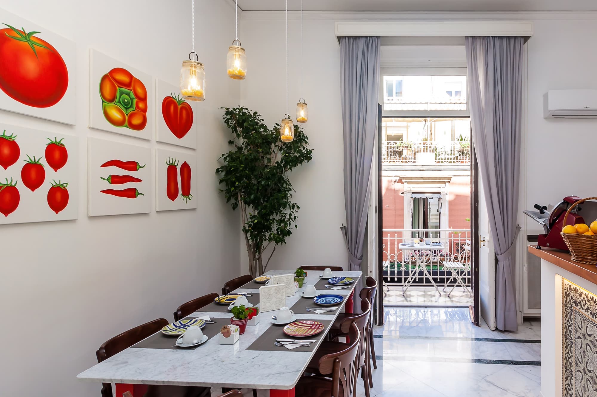 Palazzo Starace, Restaurant