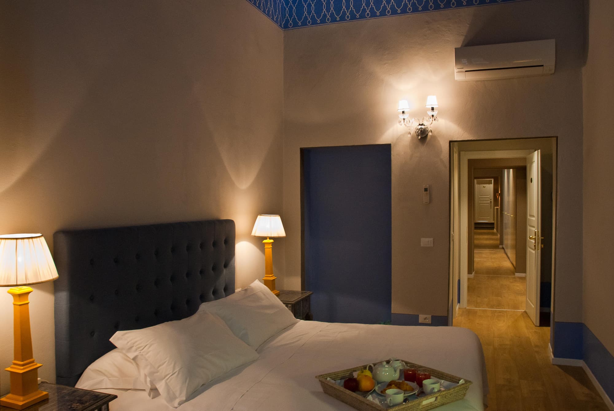 Black 5 Florence Suite, General view