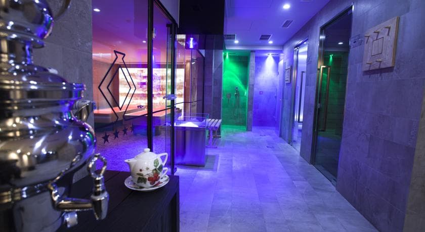 Solun, Sports and Entertainment