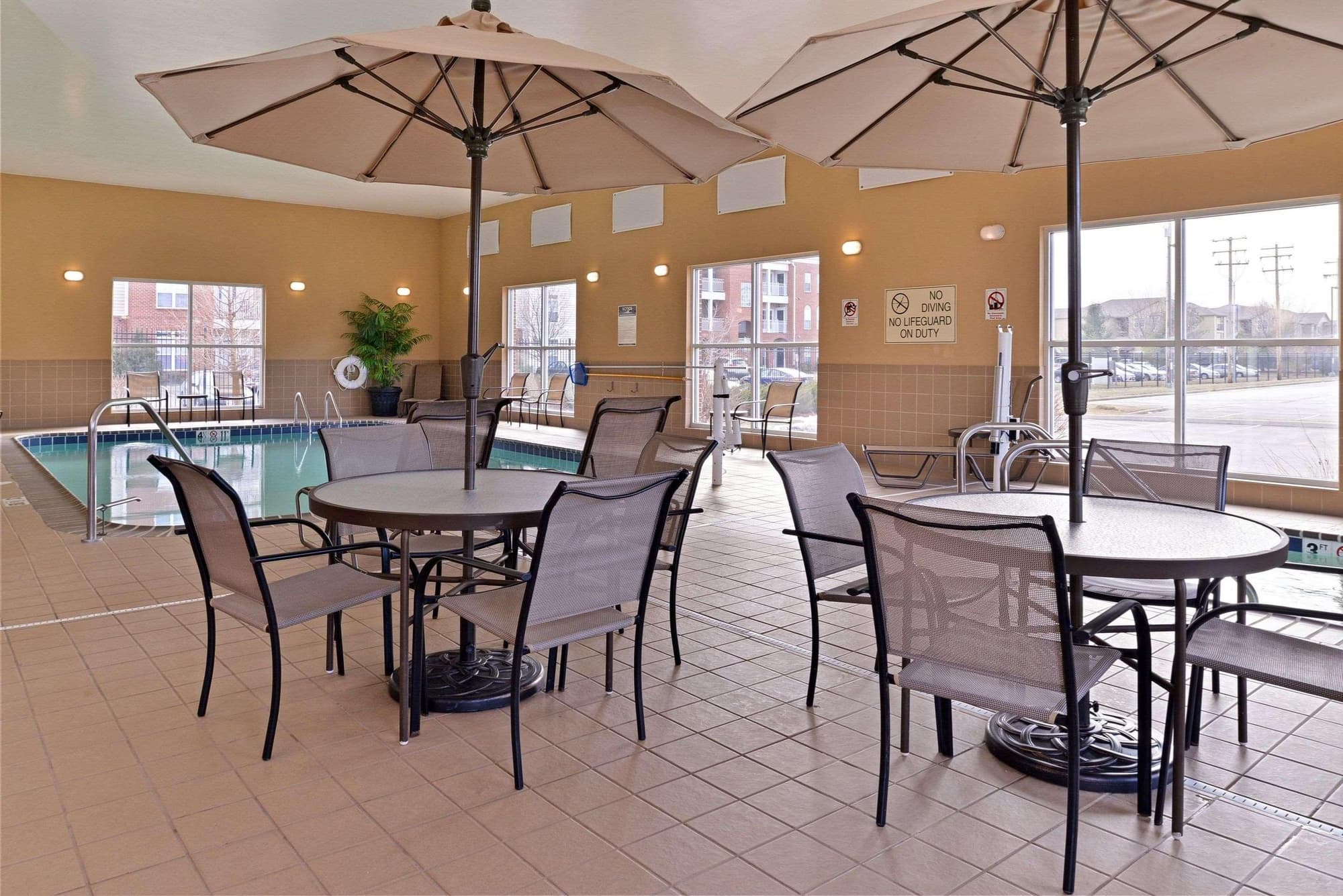 Comfort Suites Urbana Champaign, University Area, Pool