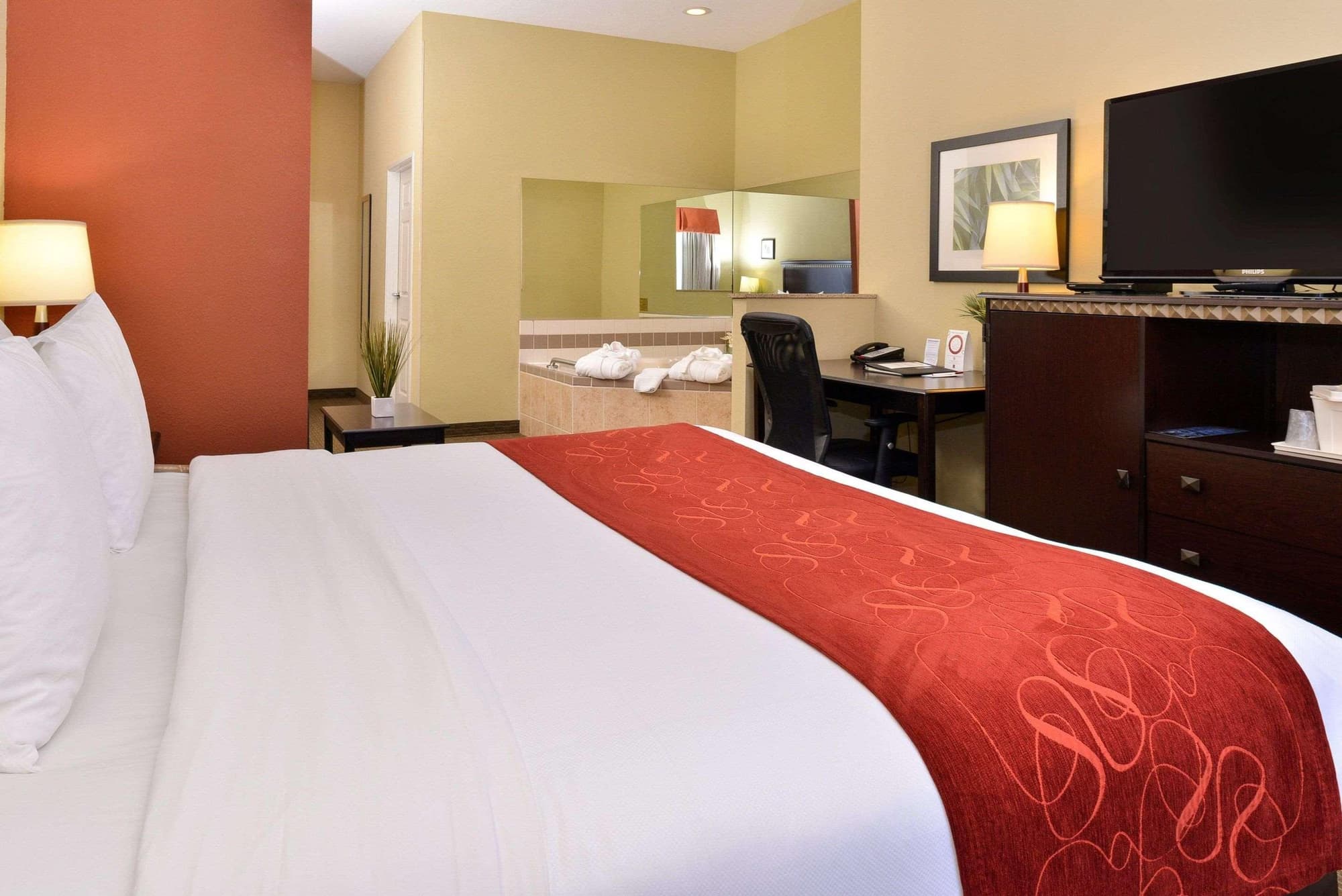 Comfort Suites Urbana Champaign, University Area, Room