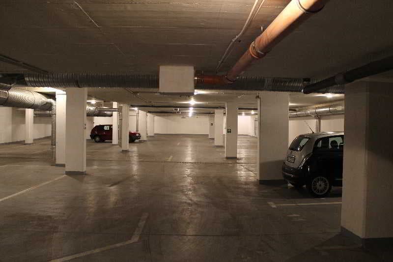 Corvin Plaza Apartments & Suites, Sports and Entertainment