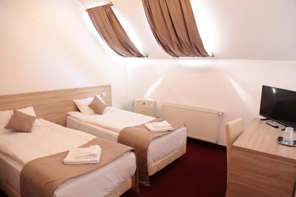 Apollonia Hotel, Room