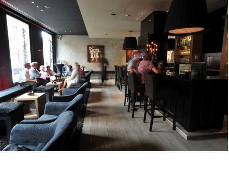 Flanders Hotel, General view