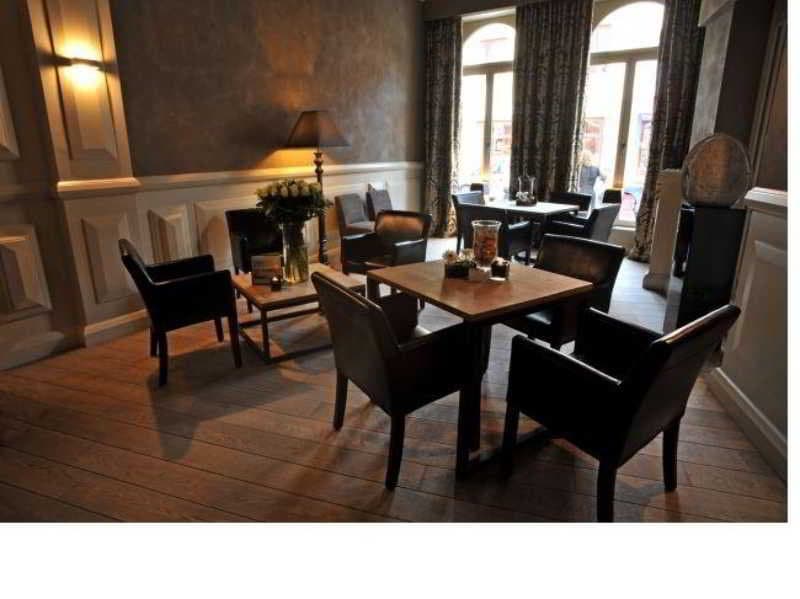 Flanders Hotel, General view