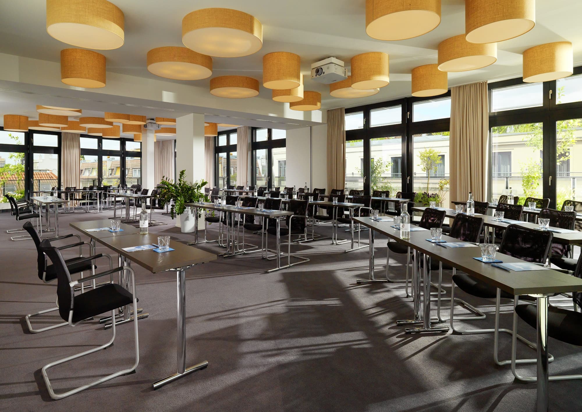 Hotel Amano, Conferences