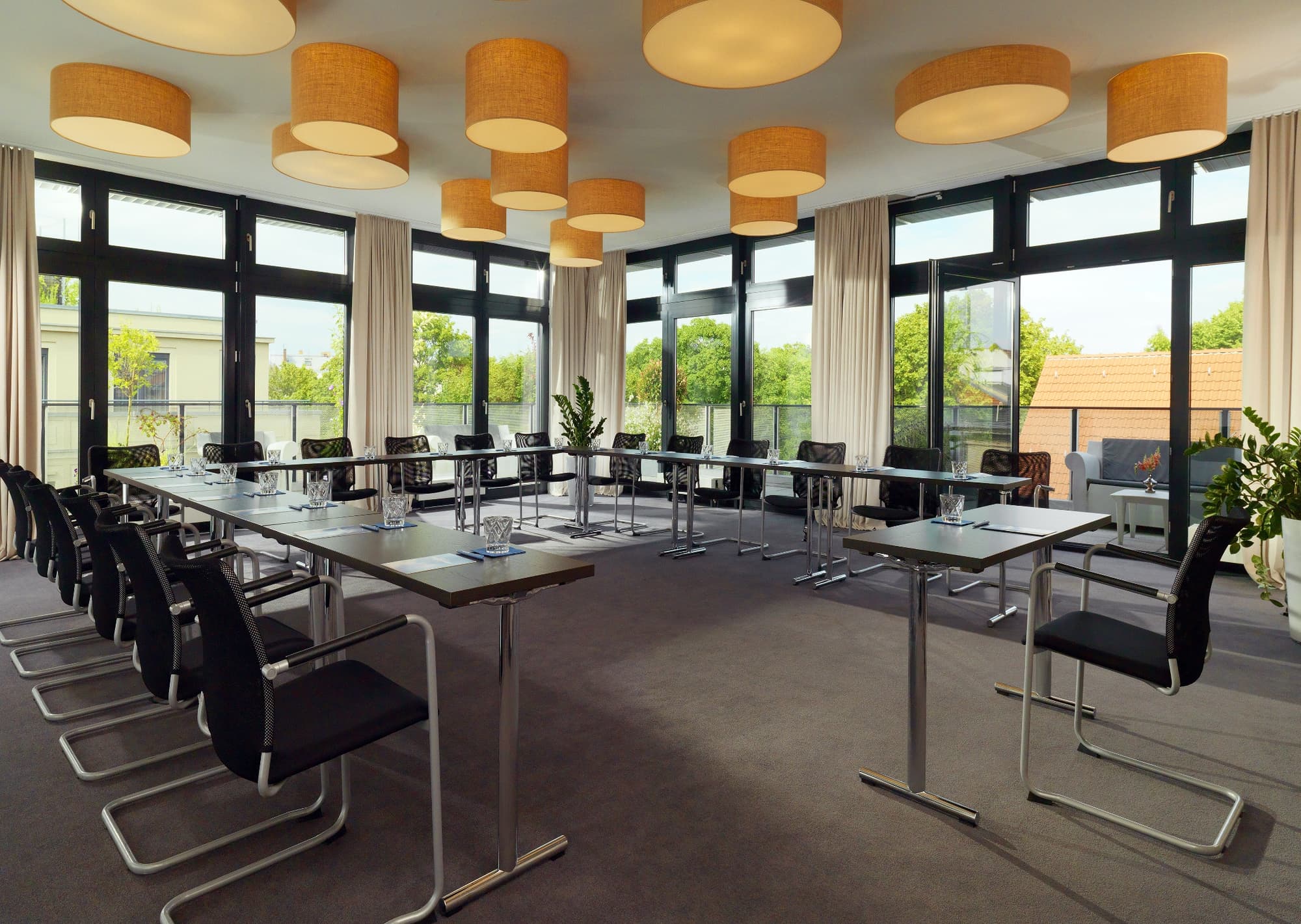 Hotel Amano, Conferences