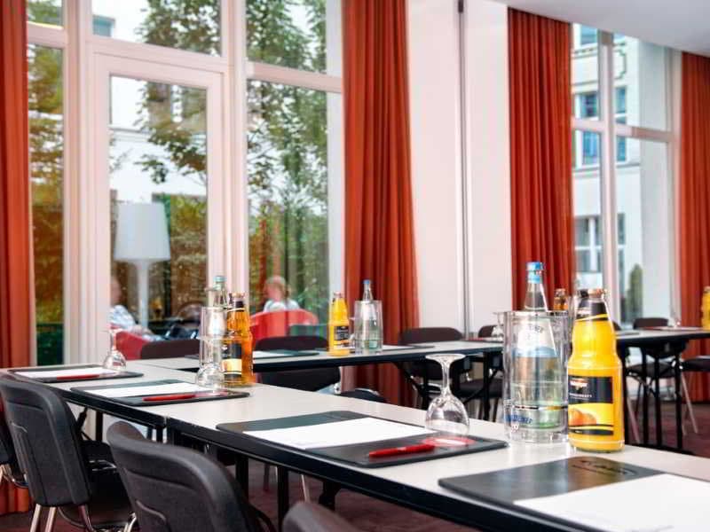 Adina Apartment Hotel Berlin Checkpoint Charlie, Conferences