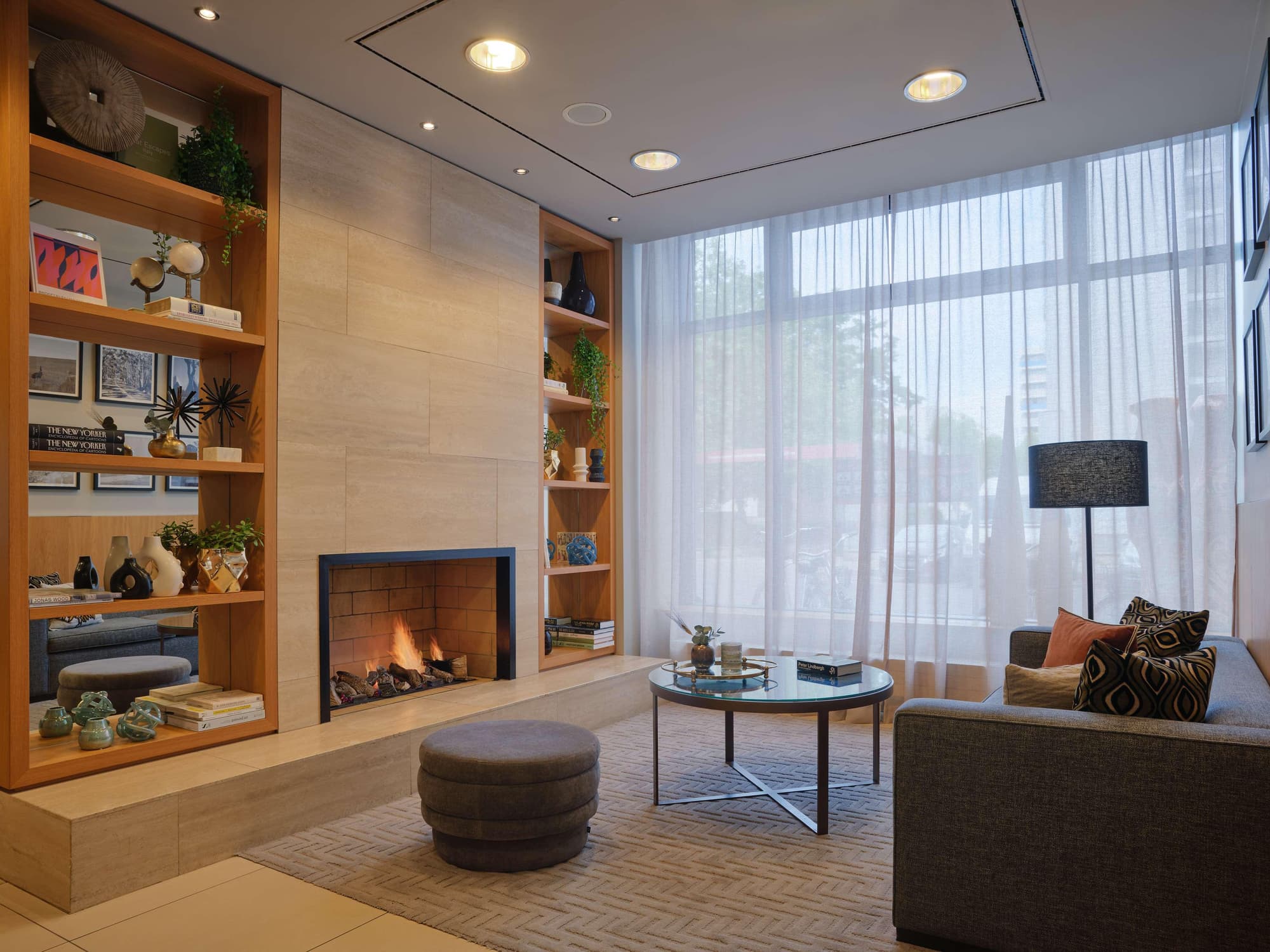 Adina Apartment Hotel Berlin Checkpoint Charlie, Lobby