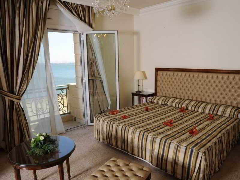 Acropole Tunis, General view