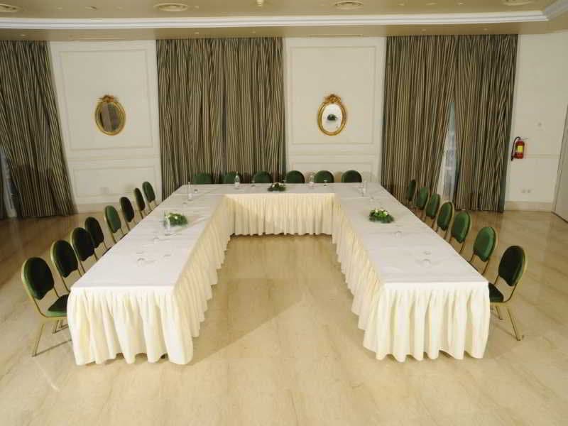 Acropole Tunis, General view