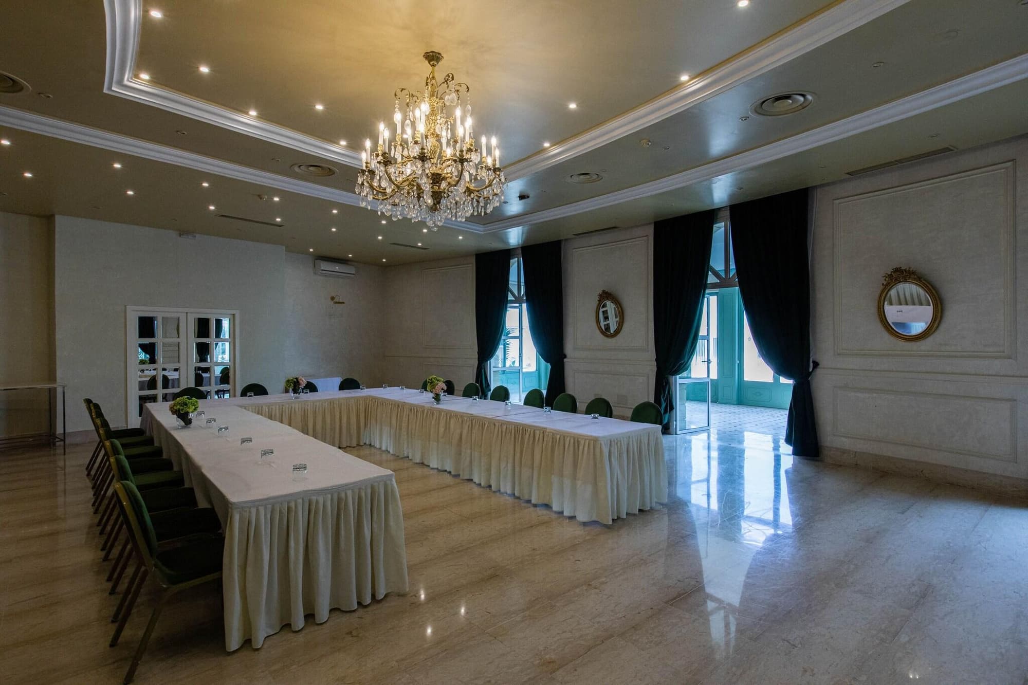 Acropole Tunis, Conferences